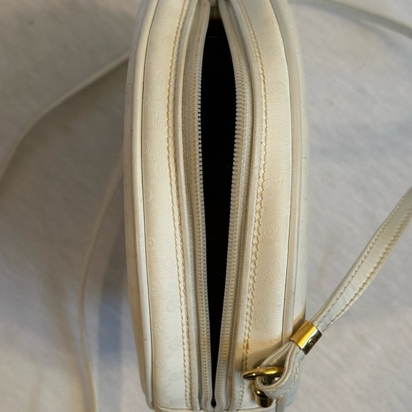 Vintage Gucci Monogram Logo White Canteen Round Crossbody Leather Shoulder Bag - Picture 9 of 14